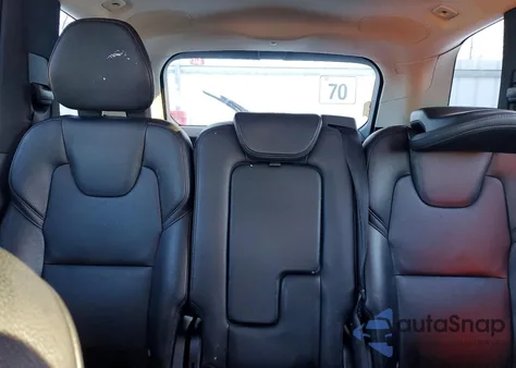 2017 Volvo Xc90 T5 z USA, uszkodzony, nr VIN YV4102XK8H1115701